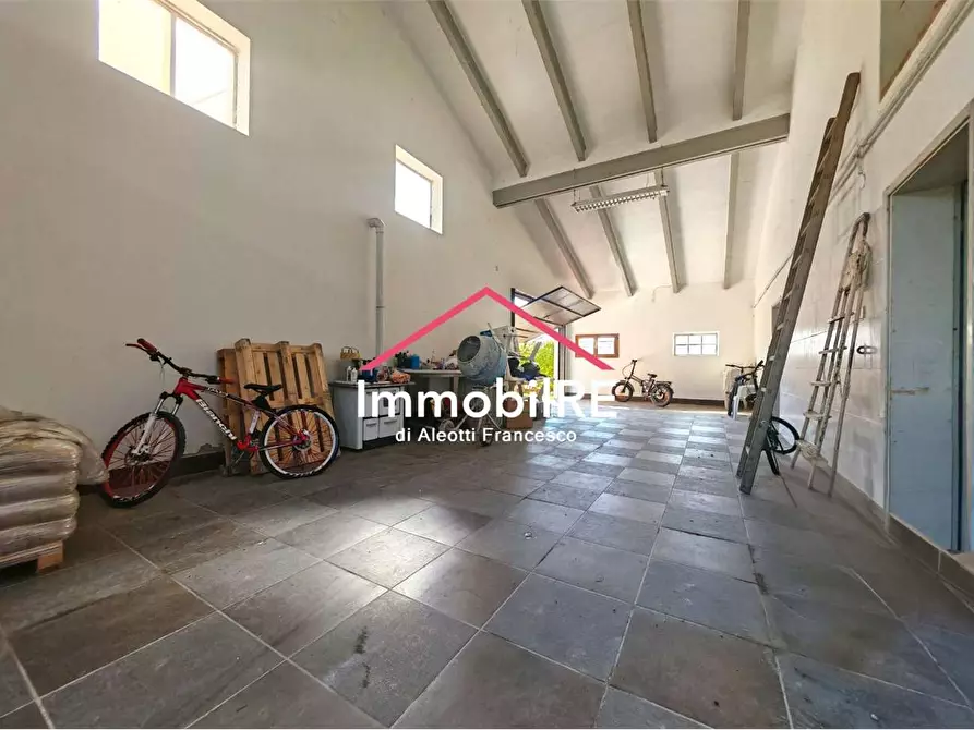 Immagine 42 di Casa indipendente in vendita  a Reggio Nell'emilia
