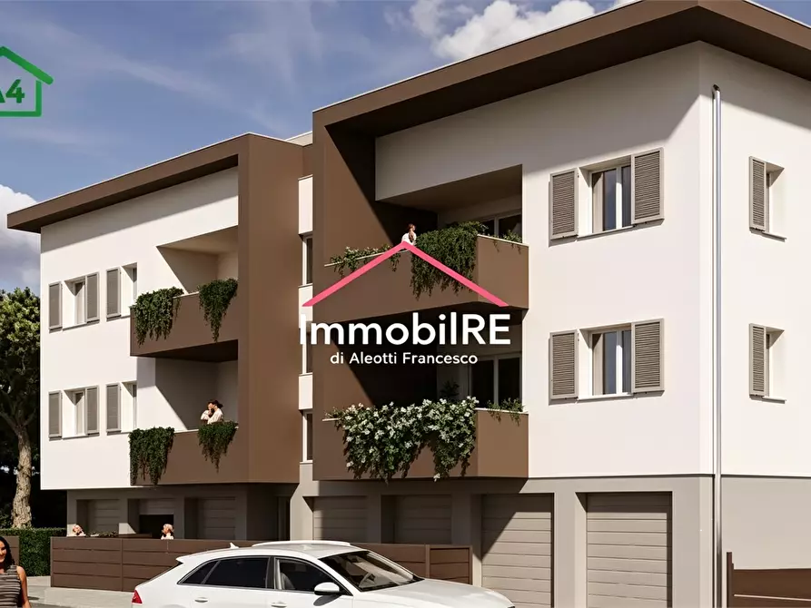Immagine 1 di Appartamento in vendita  a Reggio Nell'emilia