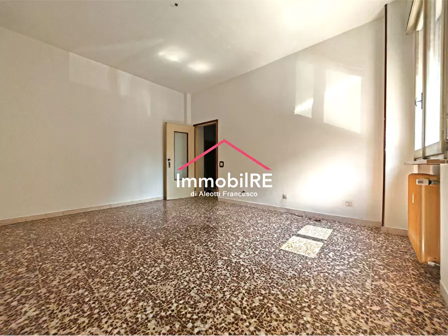 Immagine 28 di Appartamento in vendita  a Reggio Nell'emilia