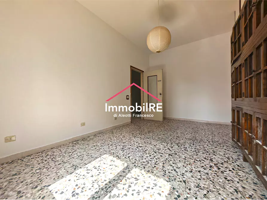 Immagine 19 di Appartamento in vendita  a Reggio Nell'emilia