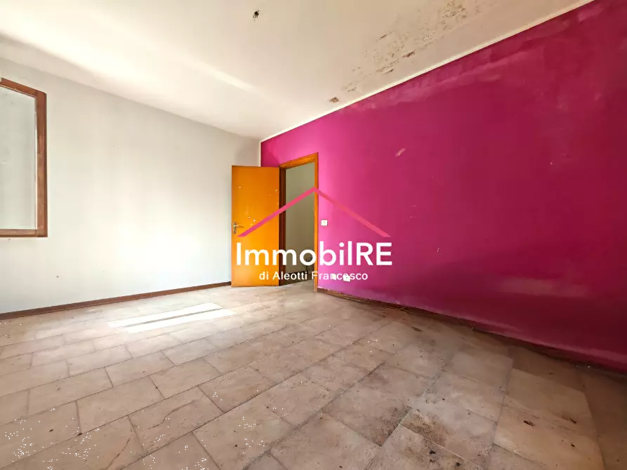 Immagine 35 di Rustico / casale in vendita  a Reggio Nell'emilia
