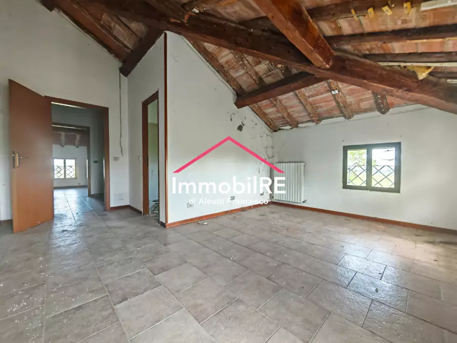 Immagine 39 di Rustico / casale in vendita  a Reggio Nell'emilia