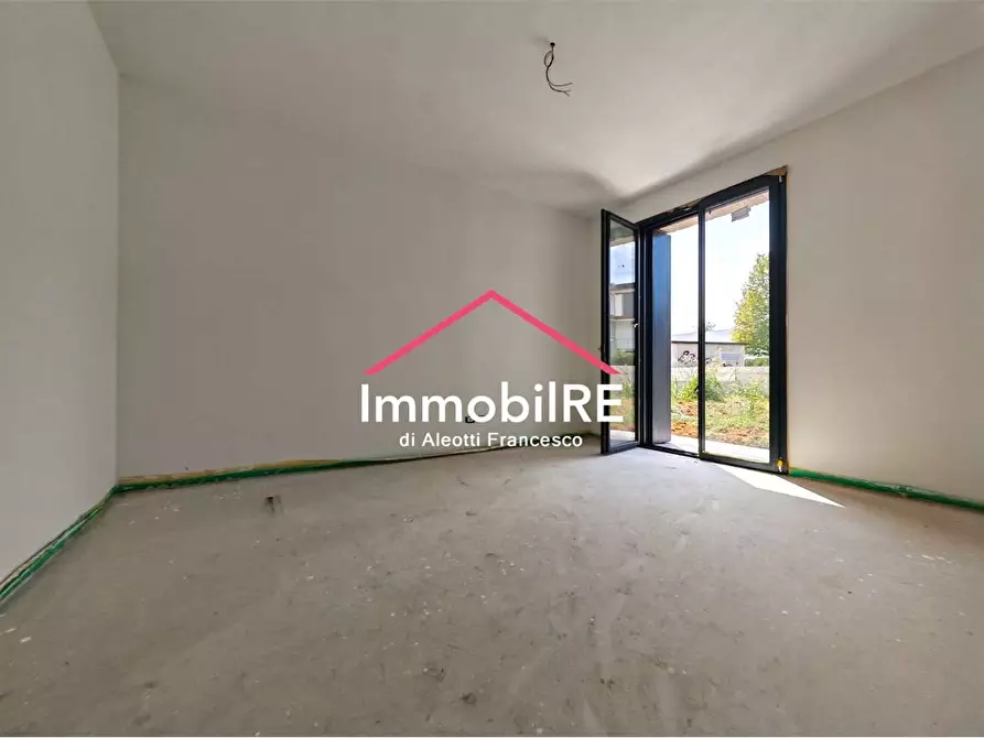 Immagine 27 di Appartamento in vendita  a Reggio Nell'emilia