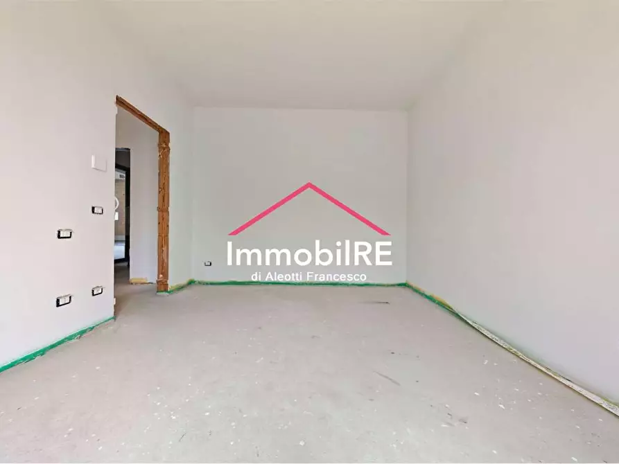 Immagine 29 di Appartamento in vendita  a Reggio Nell'emilia