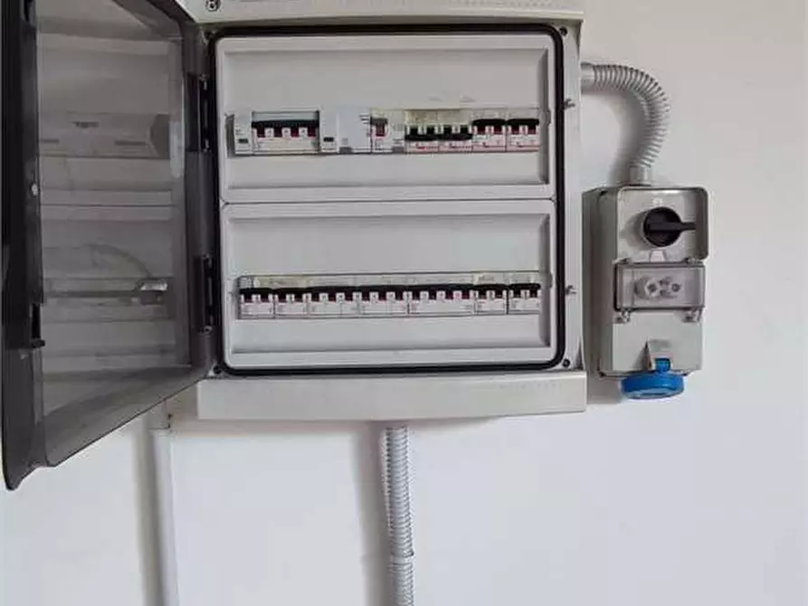 Immagine 16 di Capannone industriale in vendita  in Via Spagna 30 a Collesalvetti