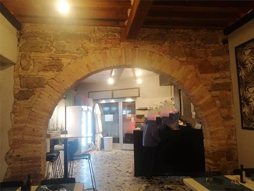 Immagine 4 di Negozio in affitto  in via Galileo Galilei  27 a Livorno