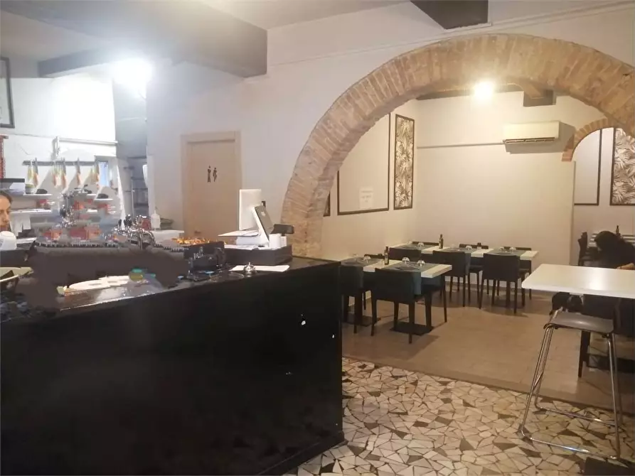 Immagine 1 di Negozio in affitto  in via Galileo Galilei  27 a Livorno