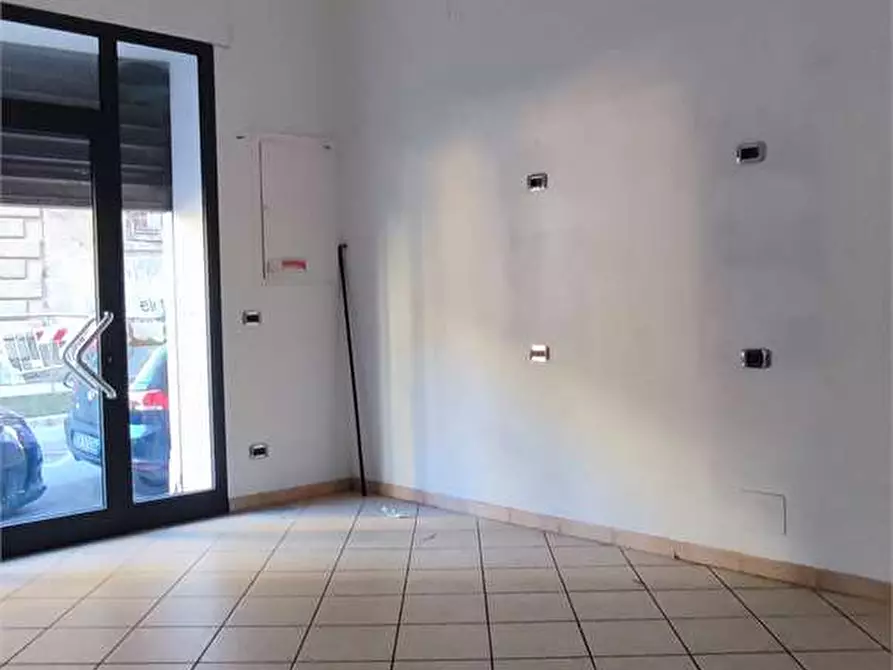 Immagine 6 di Negozio in affitto  in Via Dei Mulini  6 a Livorno