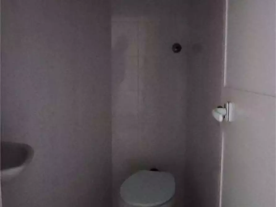Immagine 7 di Negozio in affitto  in Via Dei Mulini  6 a Livorno
