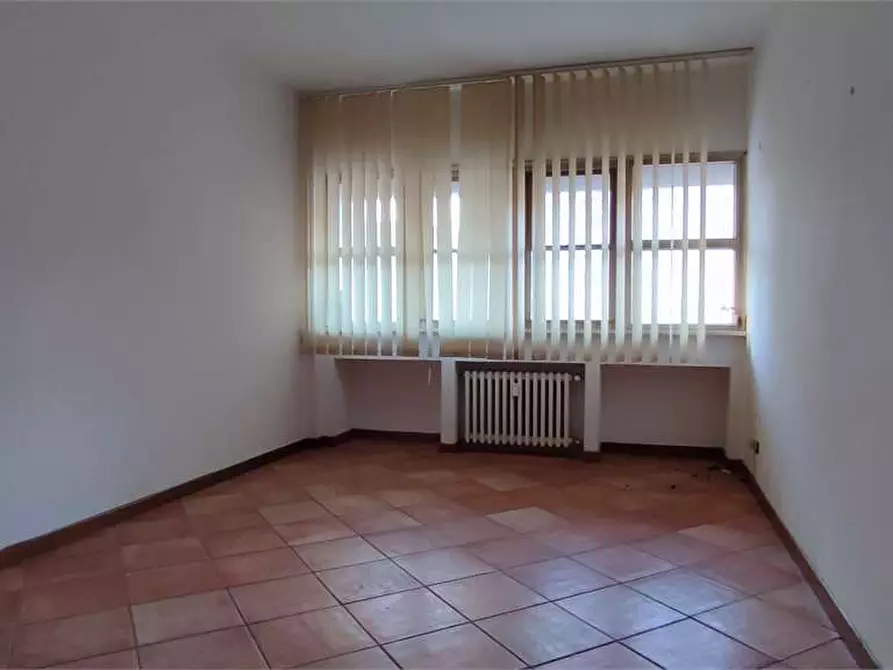 Immagine 7 di Ufficio in affitto  in Scali Olandesi  38 a Livorno