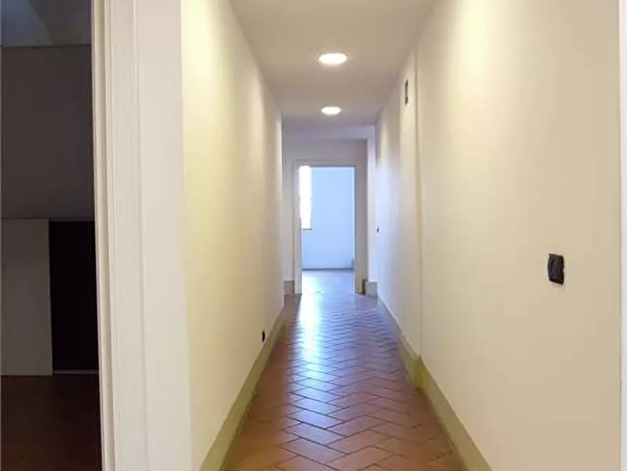 Immagine 23 di Ufficio in affitto  in Via degli Scali della Dogana D'Acqua 30 a Livorno