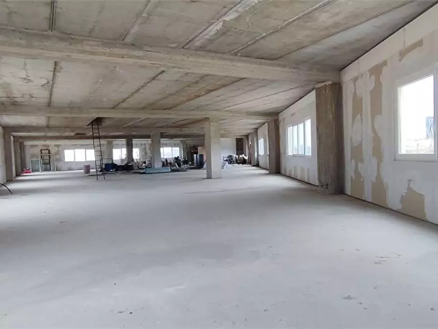 Immagine 14 di Capannone industriale in affitto  in Via Boccherini  a Livorno