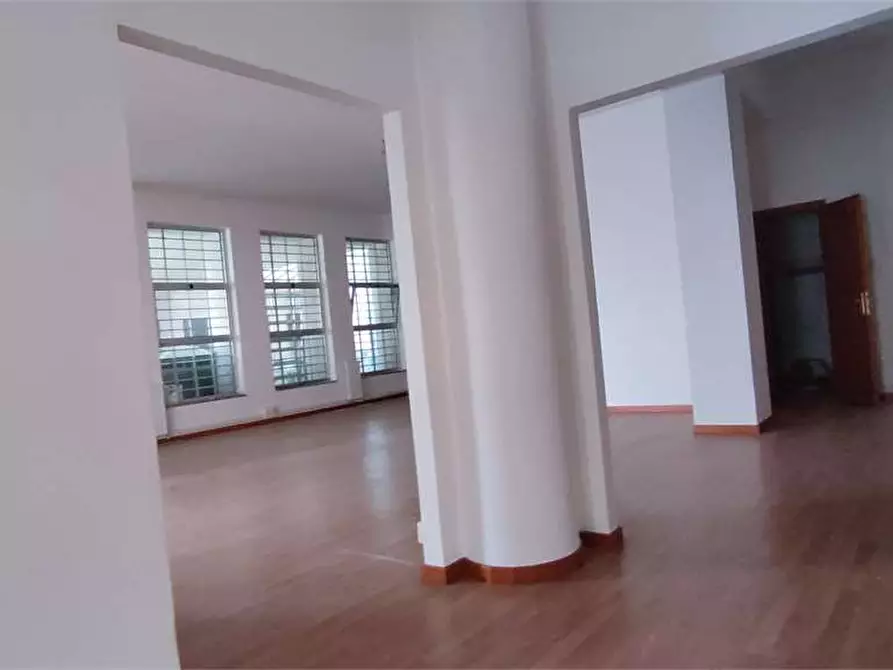 Immagine 5 di Ufficio in affitto  in Via Cogorrano  21 a Livorno