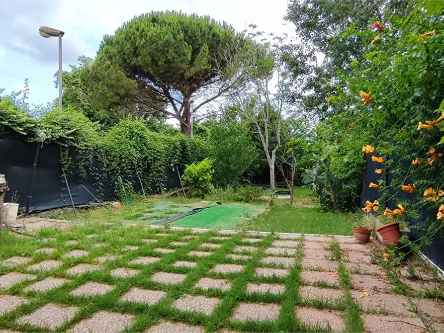 Immagine 27 di Capannone industriale in vendita  in Via Umbria  1 a Collesalvetti