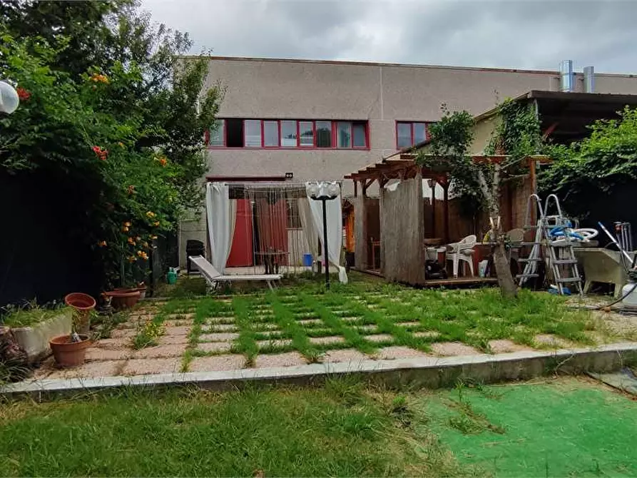 Immagine 28 di Capannone industriale in vendita  in Via Umbria  1 a Collesalvetti