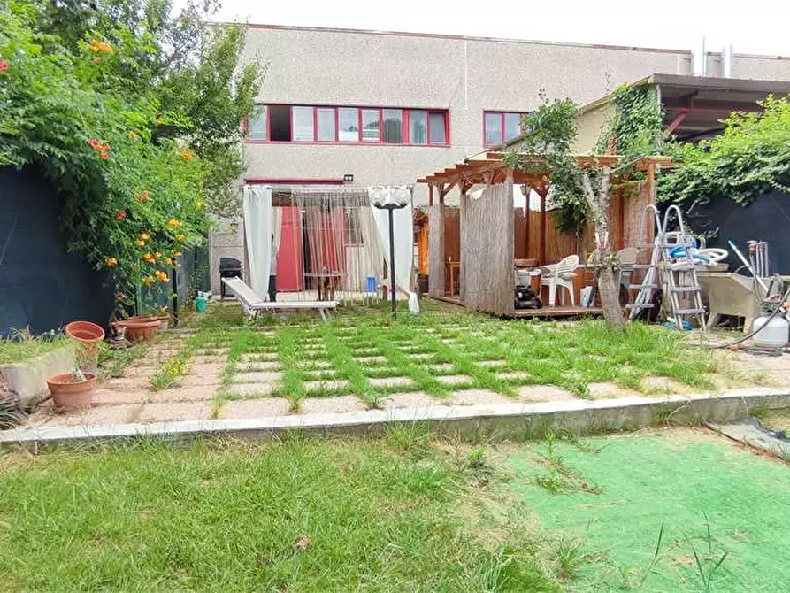 Immagine 29 di Capannone industriale in vendita  in Via Umbria  1 a Collesalvetti