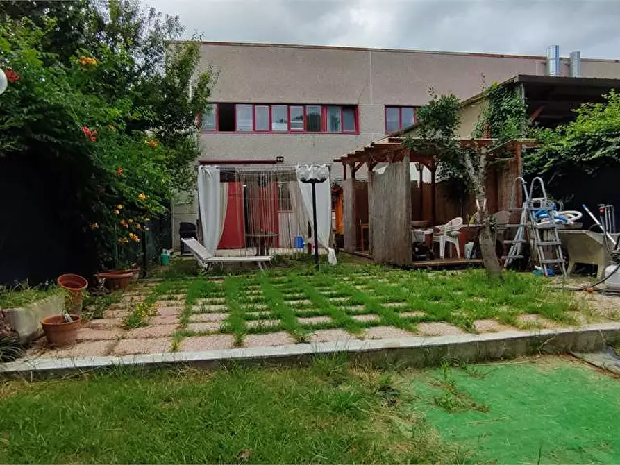 Immagine 31 di Capannone industriale in vendita  in Via Umbria  1 a Collesalvetti