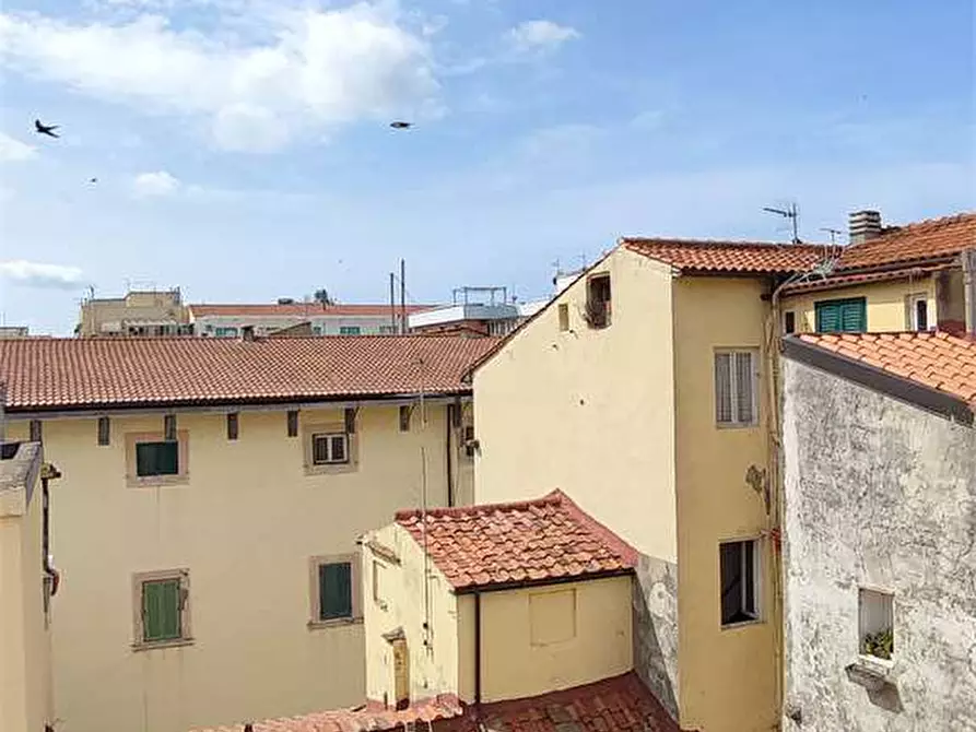 Immagine 11 di Appartamento in vendita  in Via Della Posta 86 a Livorno