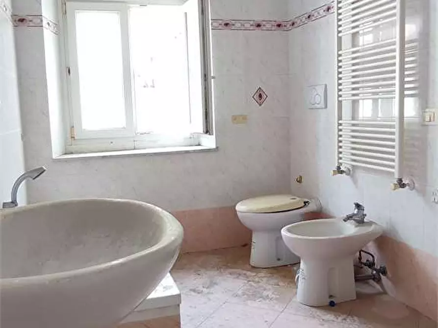 Immagine 18 di Appartamento in vendita  in Via Della Posta 86 a Livorno