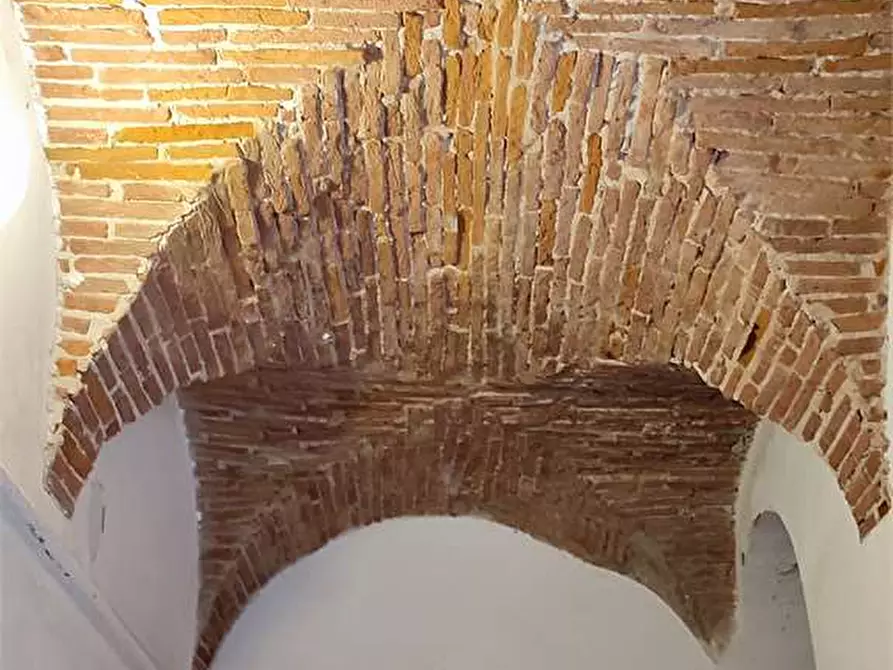 Immagine 28 di Appartamento in vendita  in Via Della Posta 86 a Livorno