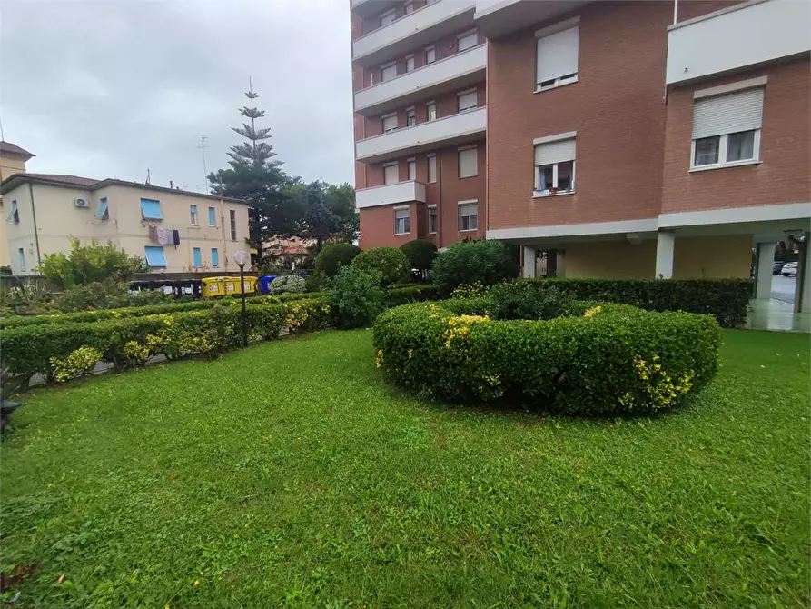Immagine 28 di Appartamento in vendita  in Via Del Riposo 1 a Livorno
