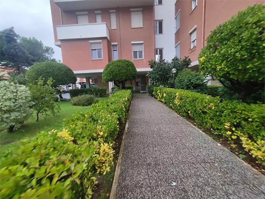 Immagine 30 di Appartamento in vendita  in Via Del Riposo 1 a Livorno