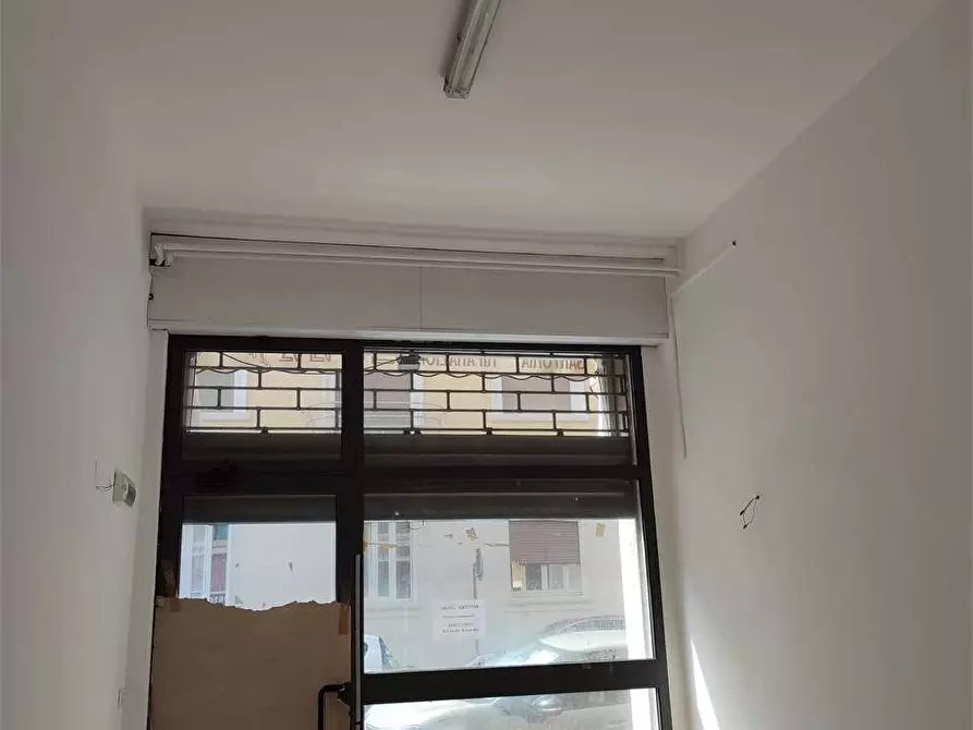 Immagine 5 di Negozio in affitto  in Via Aristide Nardini Despotti Mospignotti  13 a Livorno
