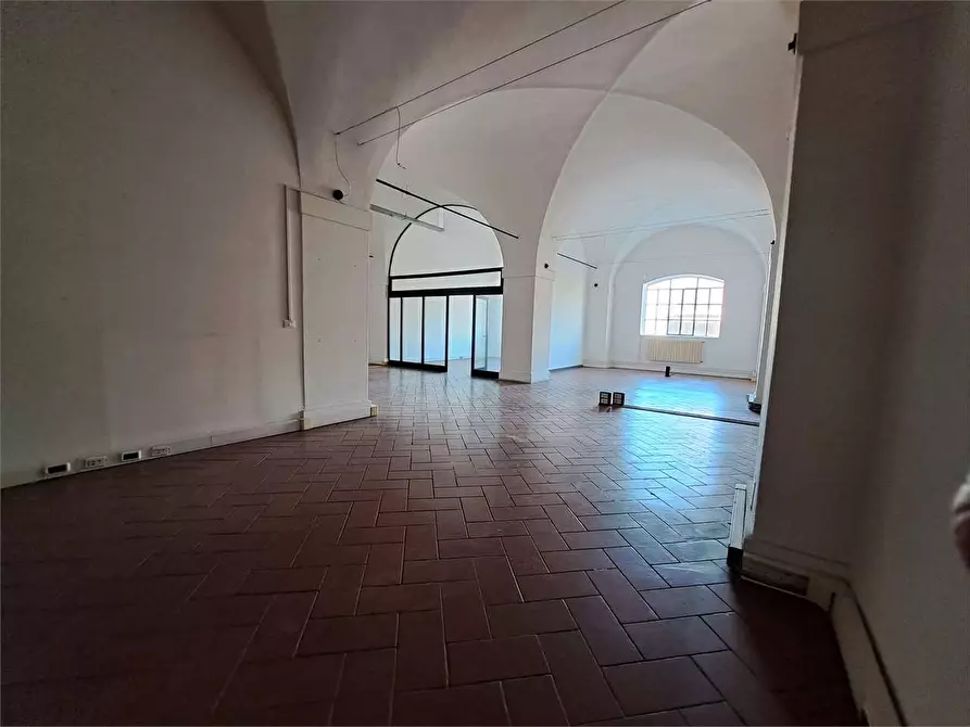Immagine 20 di Ufficio in affitto  in SCALI DOGANA D'ACQUA 43 a Livorno
