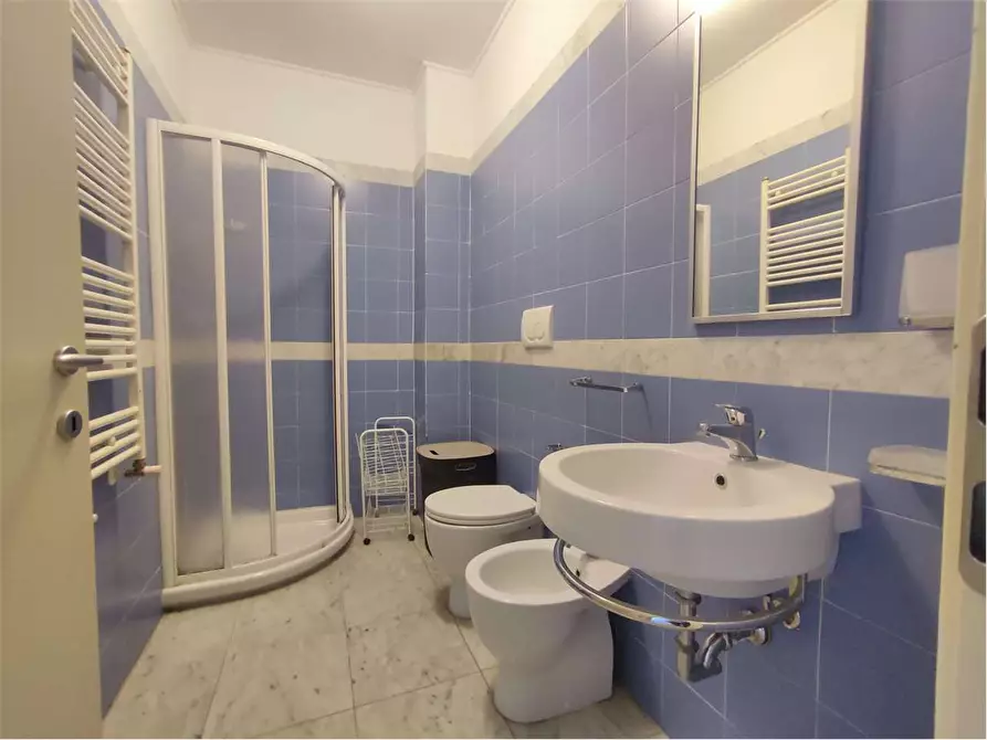 Immagine 10 di Appartamento in vendita  in Viale del Tirreno  86 D a Pisa