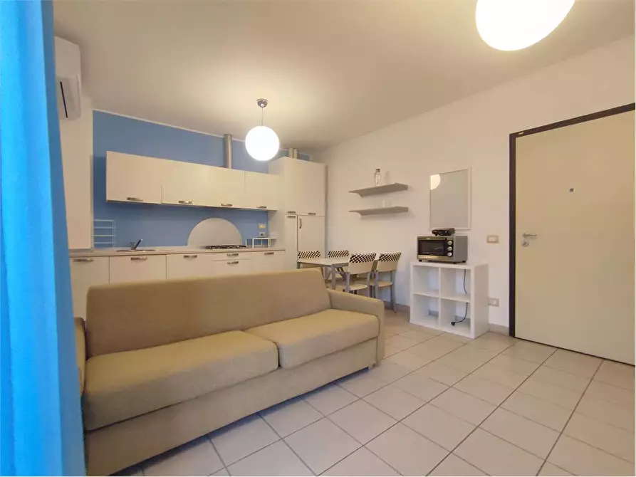 Immagine 8 di Appartamento in vendita  in Viale del Tirreno  86 D a Pisa