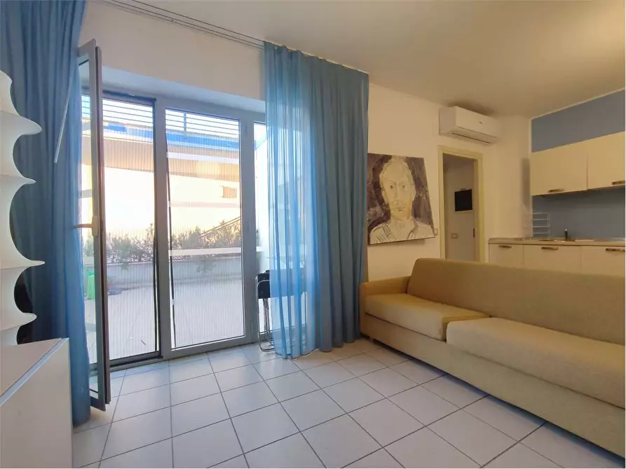 Immagine 7 di Appartamento in vendita  in Viale del Tirreno  86 D a Pisa