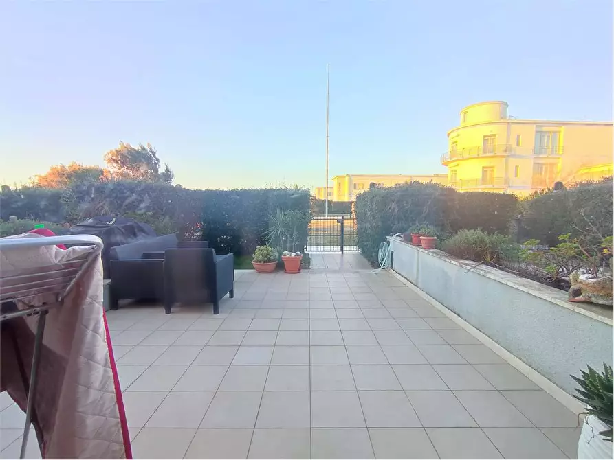 Immagine 16 di Appartamento in vendita  in Viale del Tirreno  86 D a Pisa