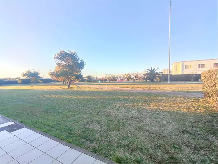 Immagine 22 di Appartamento in vendita  in Viale del Tirreno  86 D a Pisa