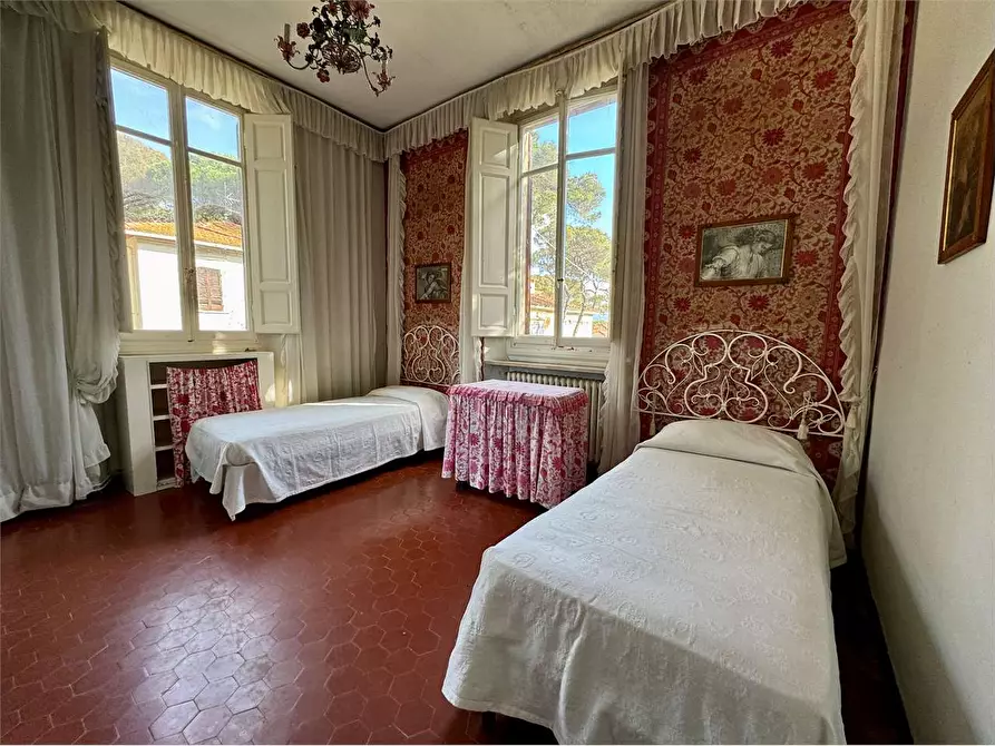 Immagine 9 di Villa in vendita  in Via Livorno  a Rosignano Marittimo