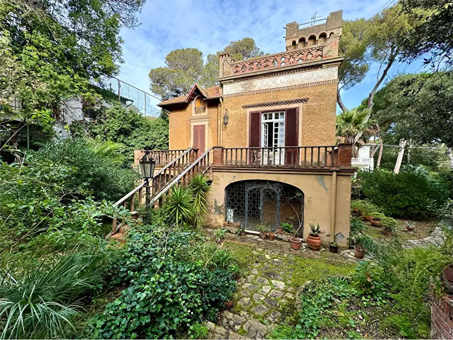 Immagine 20 di Villa in vendita  in Via Livorno  a Rosignano Marittimo