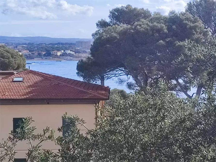 Immagine 35 di Villa in vendita  in Via Livorno  a Rosignano Marittimo