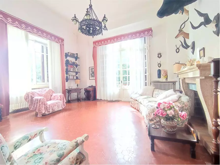 Immagine 41 di Villa in vendita  in Via Livorno  a Rosignano Marittimo