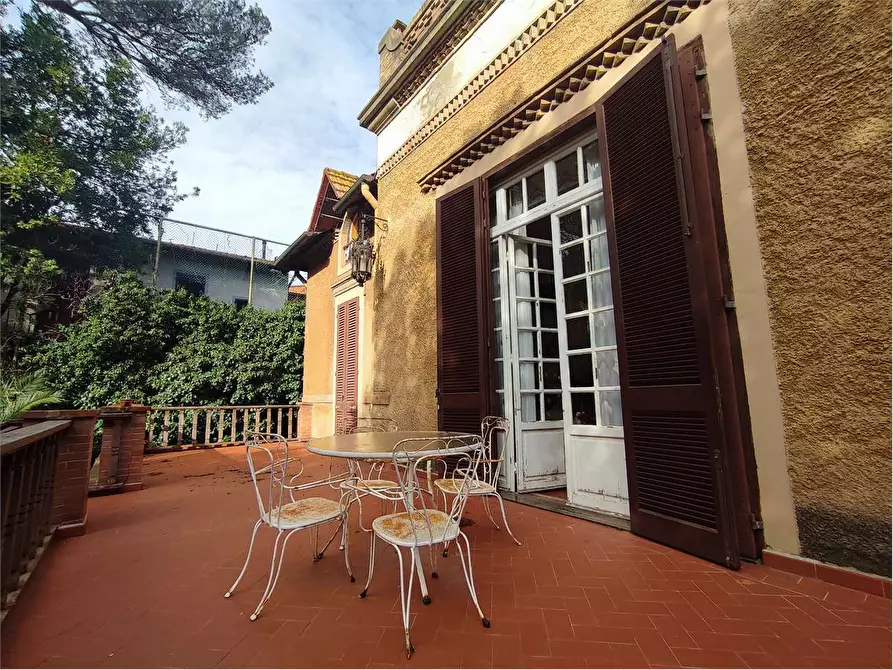 Immagine 44 di Villa in vendita  in Via Livorno  a Rosignano Marittimo
