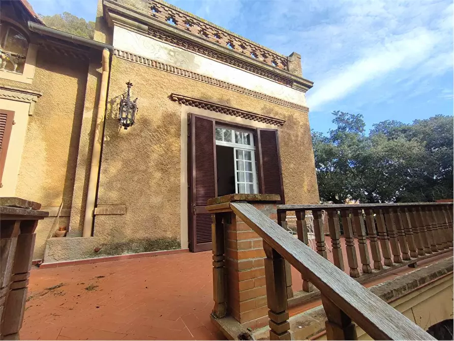 Immagine 45 di Villa in vendita  in Via Livorno  a Rosignano Marittimo