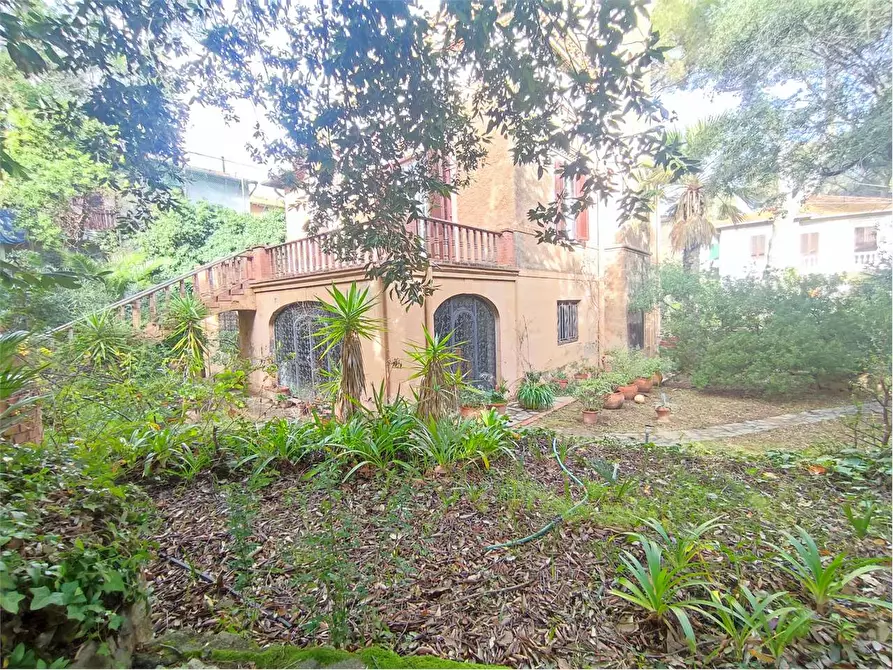 Immagine 50 di Villa in vendita  in Via Livorno  a Rosignano Marittimo