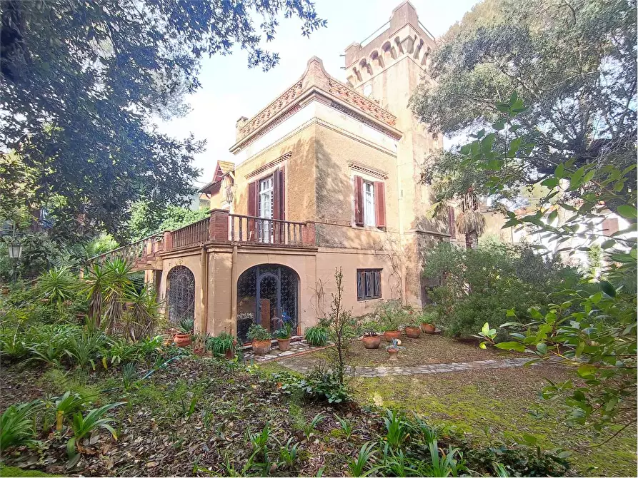 Immagine 51 di Villa in vendita  in Via Livorno  a Rosignano Marittimo
