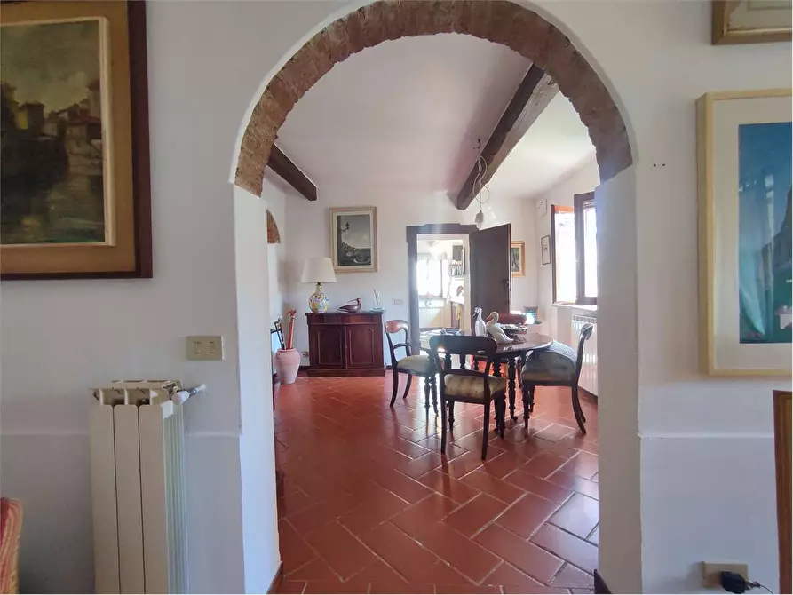 Immagine 11 di Villetta a schiera in vendita  in Via Byron 78 a Livorno