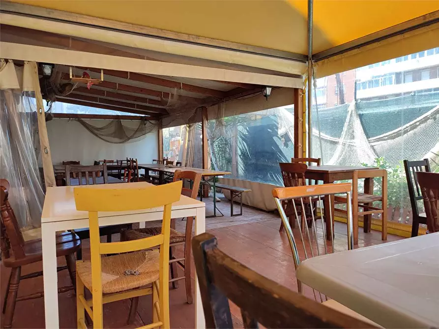 Immagine 10 di Negozio in affitto  in Via della Bastia  27 a Livorno