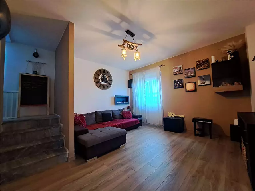 Immagine 6 di Villetta a schiera in vendita  in Via di quercianella  a Livorno