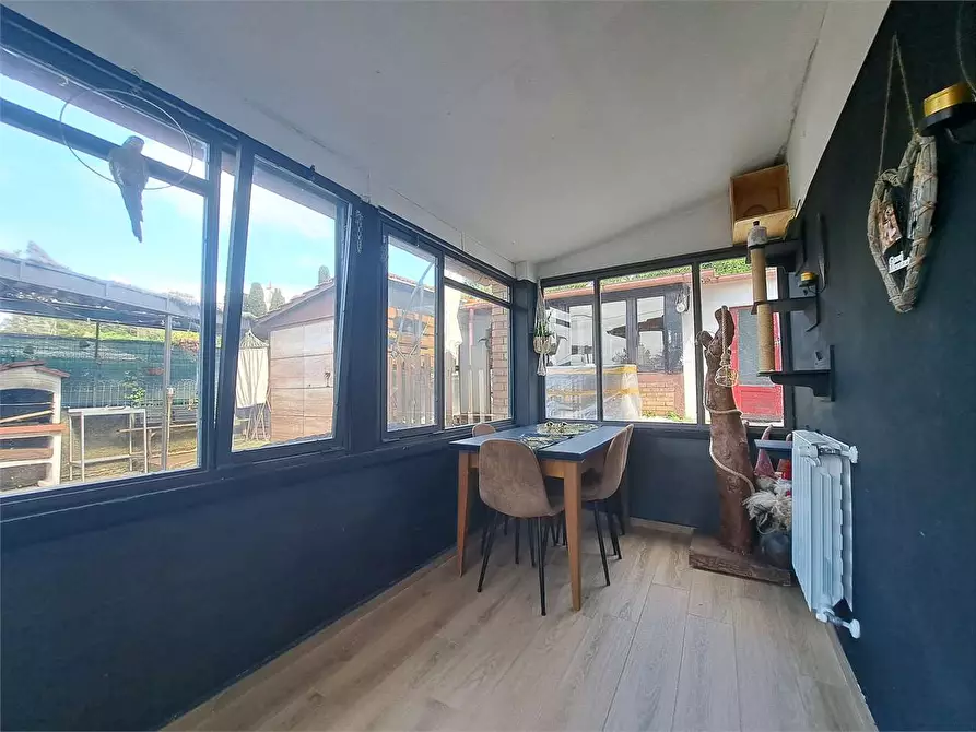 Immagine 10 di Villetta a schiera in vendita  in Via di quercianella  a Livorno