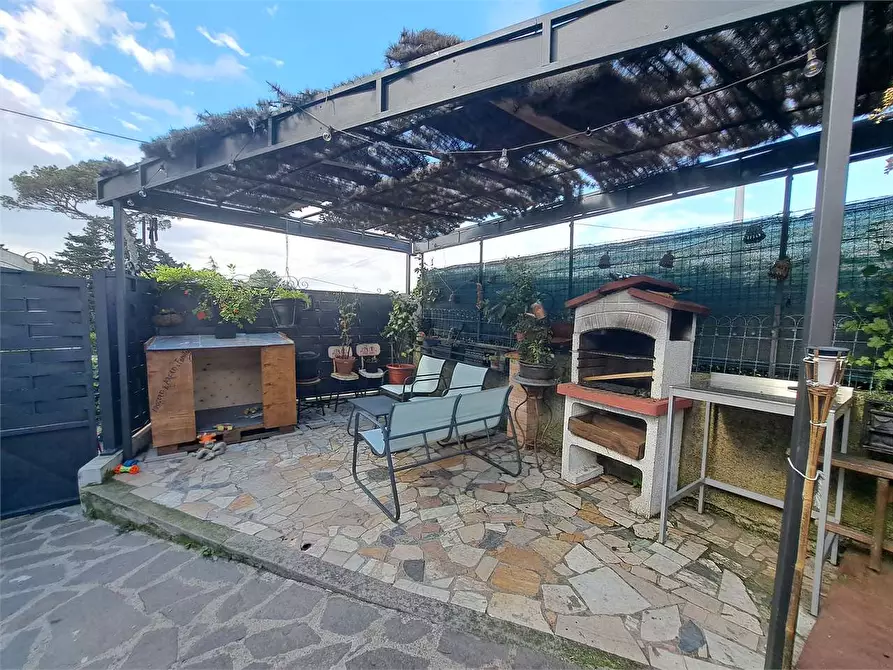 Immagine 36 di Villetta a schiera in vendita  in Via di quercianella  a Livorno