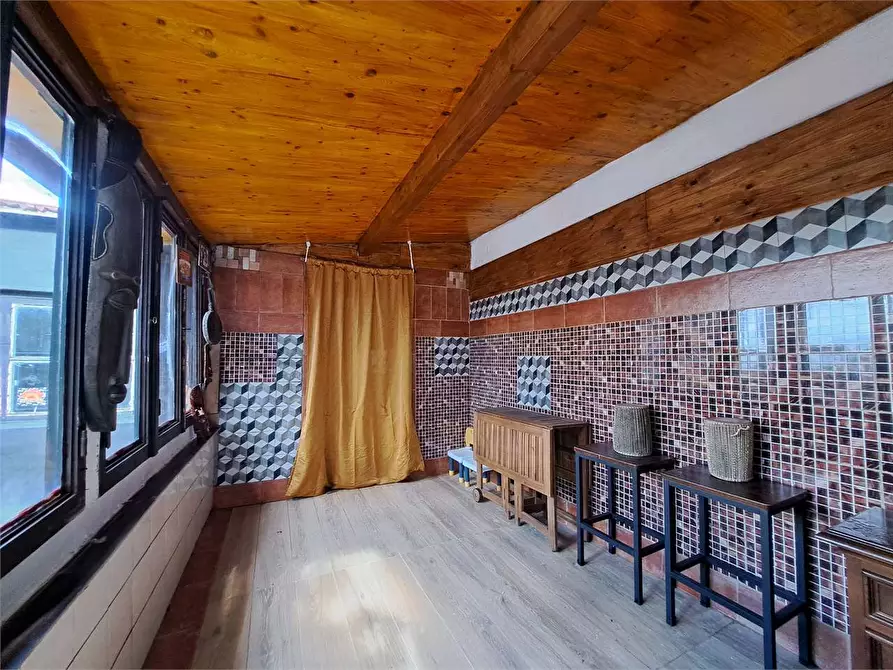 Immagine 38 di Villetta a schiera in vendita  in Via di quercianella  a Livorno