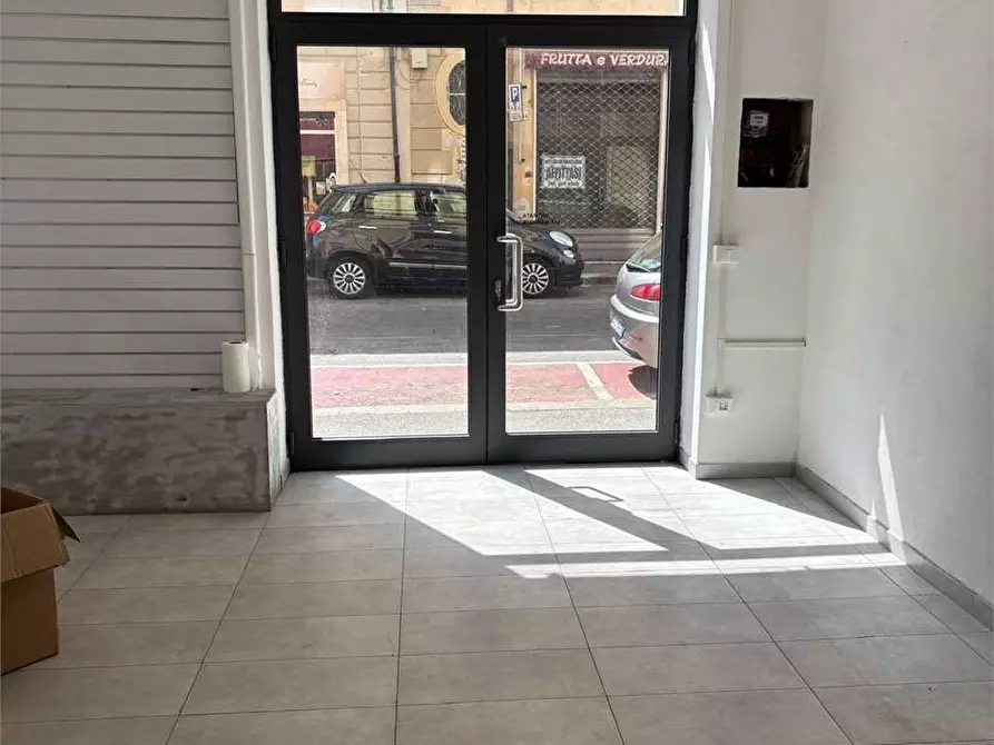Immagine 4 di Negozio in affitto  in Via Marradi  a Livorno