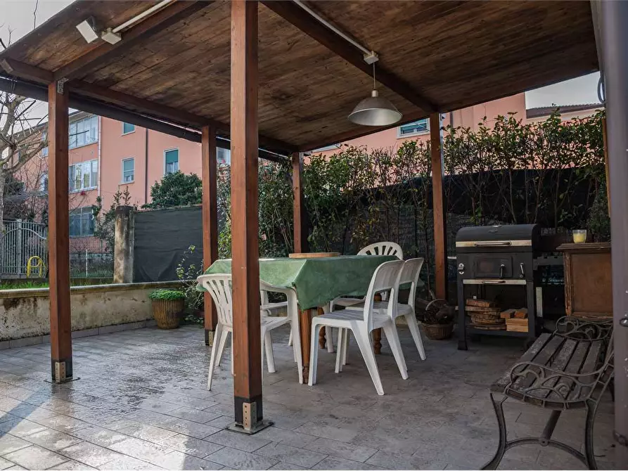 Immagine 13 di Villa in vendita  in Via Ugo Rindi 43 a Pisa