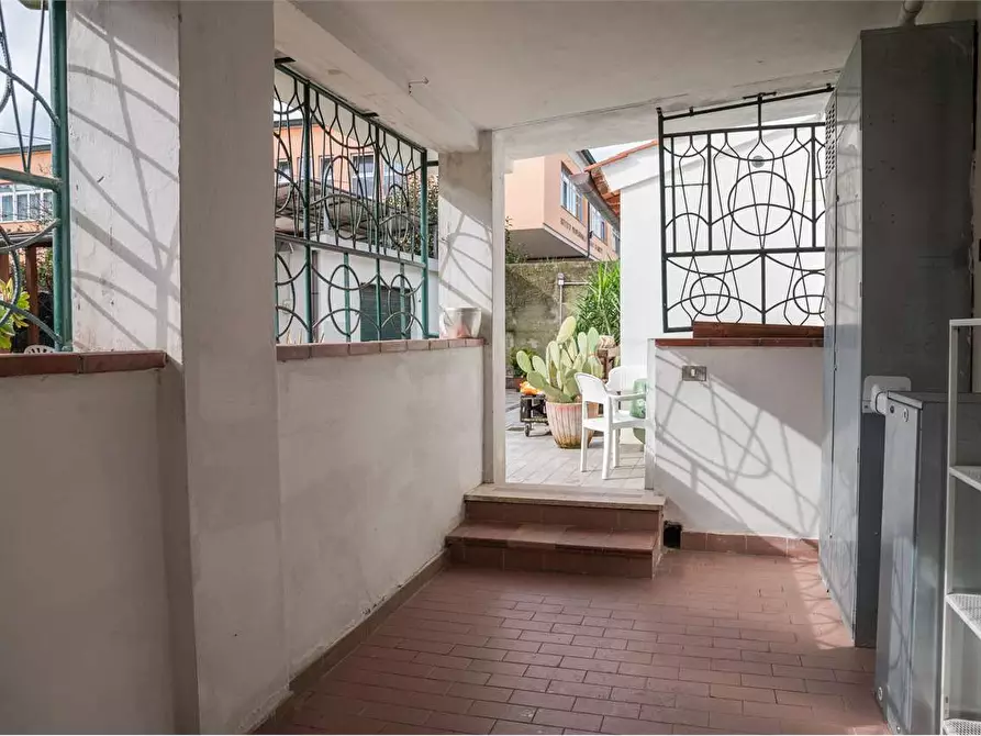 Immagine 21 di Villa in vendita  in Via Ugo Rindi 43 a Pisa